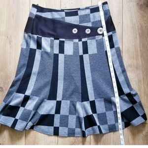 HY Mert Womens Skirt Size M Grey Black  Colorblock